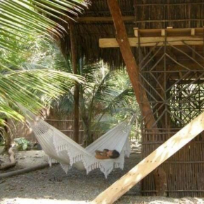 Pajarito Eco-Lodge frente al mar